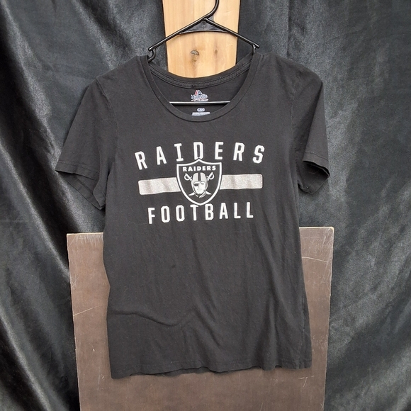 Raiders football Womens Size large  (Runs Small) Fashion Black Shirt - Picture 1 of 13